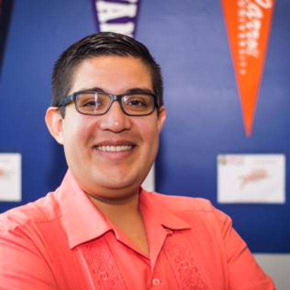 Meet your Posher, Carlos - Picture 1 of 1